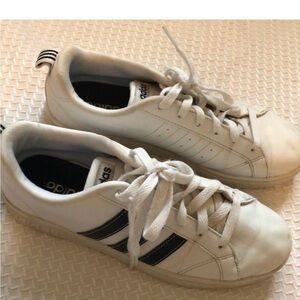 Adidas women White Sneakers